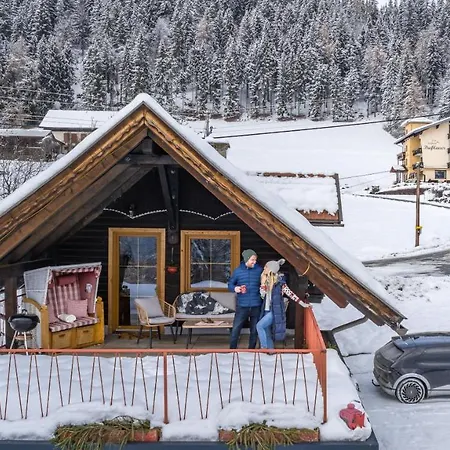 Tom's Alpenhuette Apartman Jenig