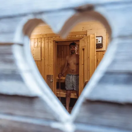 Tom's Jaegerlodge