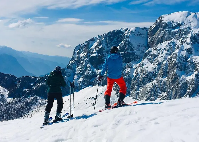 Tom's Alpenhuette Apartament Jenig