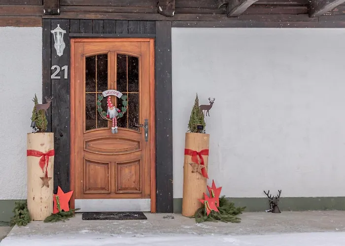 Tom's Alpenhuette יאניג